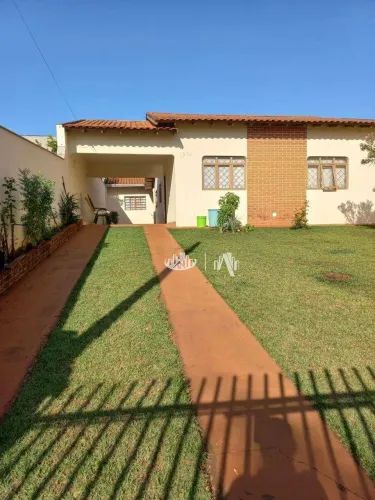 Casa com 3 quartos à venda, 142 m² por R$ 650.000 - Henrique A Pereira - Ibiporã/Paraná