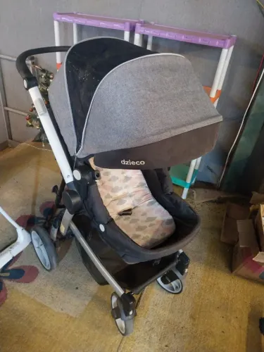 Carrinho de bebe dizieco