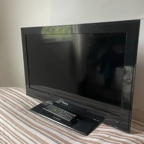 TV 24 Polegadas Philco LED Com Entrada HDMI e USB
