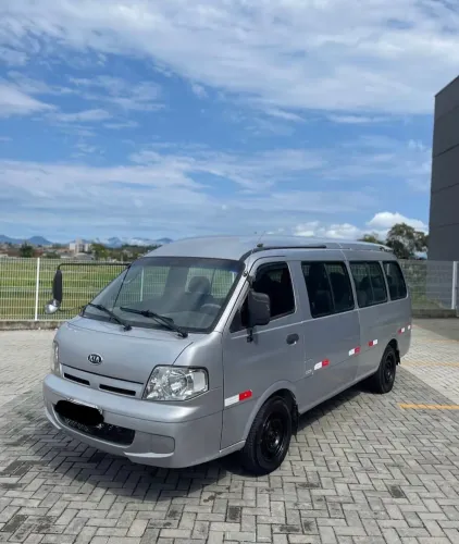 Kia Motors Besta GS Grand 3.0 8V 16L Diesel 2005