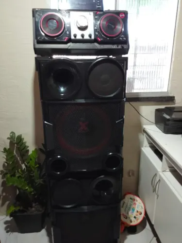 caixa de som LG 2000 W