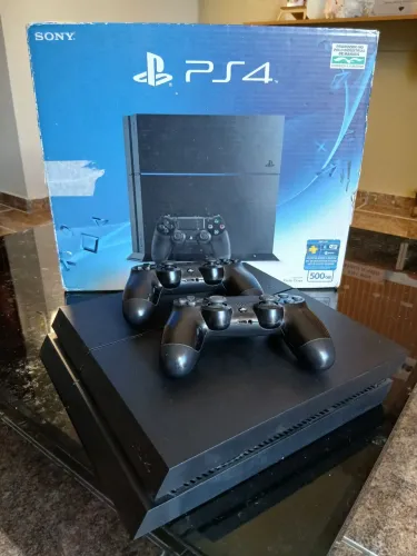 PS4 + FIFA 14