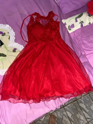 Vestido vermelho para festa TAM 13/14 anos