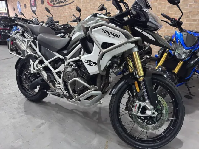 Triumph Tiger 1200 rally pro 2022