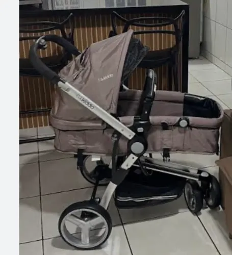 Carrinha infantil