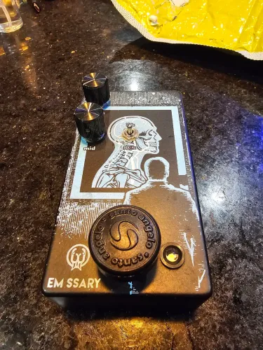 Walrus audio Emissary booster (klon/tube screamer)