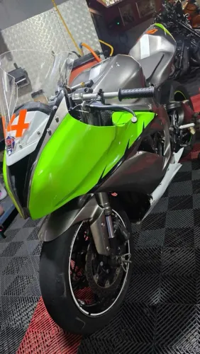 ZX6R 2012 de Pista, montada padrão Superbike