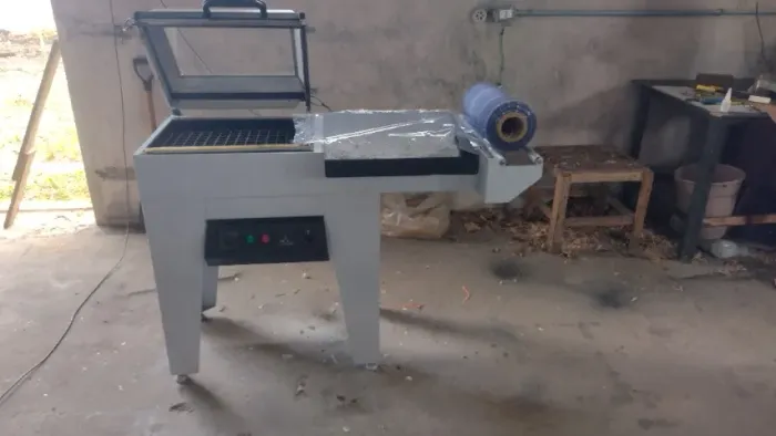 Máquina Seladora Conjugada Sela em L e Encolhe 50x40cm MKM Usada