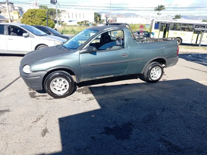 Chevrolet Corsa GL 1.6 MPFI / 1.4 EFI 2P E 4P 1999