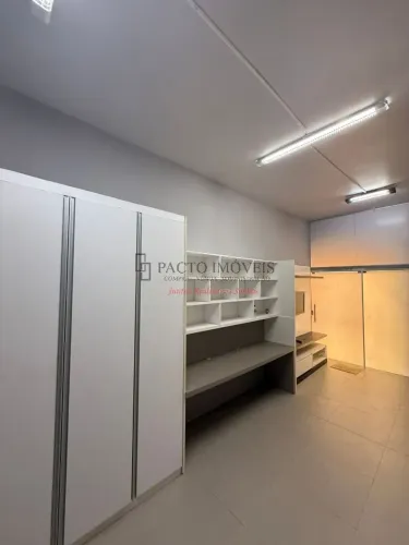 Salas/Conjuntos em Buritis com 30 m²
