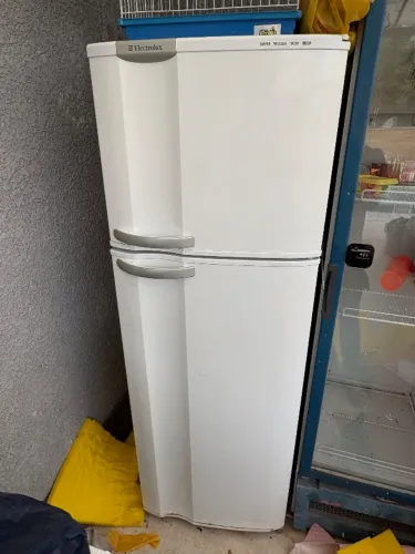 Geladeira Electrolux frost free
