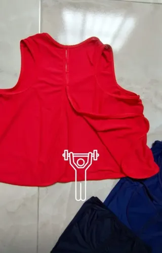 Camiseta cropped - kit com 4 unidades