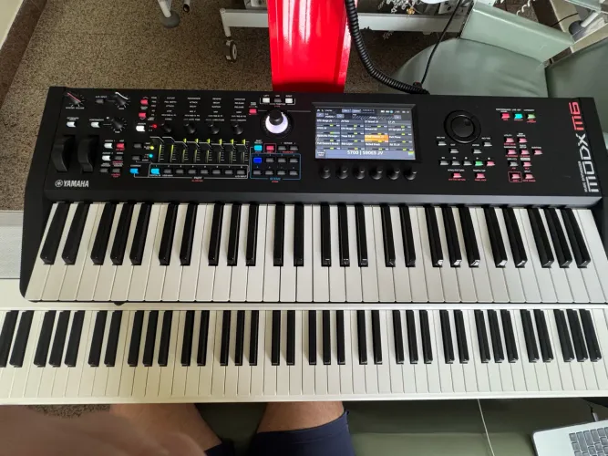 Teclado Yamaha modx m6 - Novo. (< 15 dias de uso)