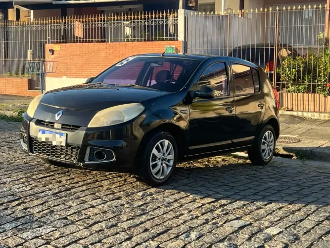 Renault Sandero Expression Hi-flex 1.0 16V 5P 2013