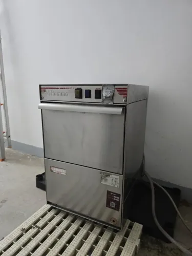 Máquina de Lavar Louças Industrial Fiamma F1221-P