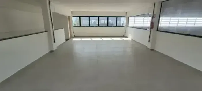 Galpão comercial para locação em Jacareí 650 m²