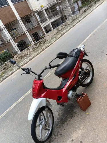 Moto 50 tinha com motor já 100cc