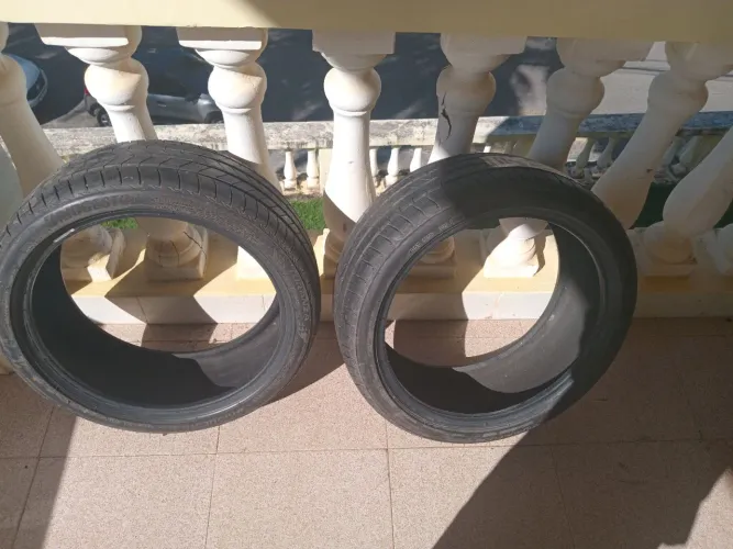 Jogos de pneus Bridgestone novos nunca usados aro 16 para corro Mercedes bem