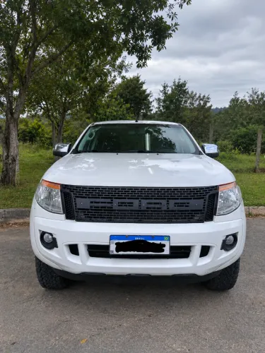 Ford Ranger XLT 2.5 16V 4X2 CD Flex 2014