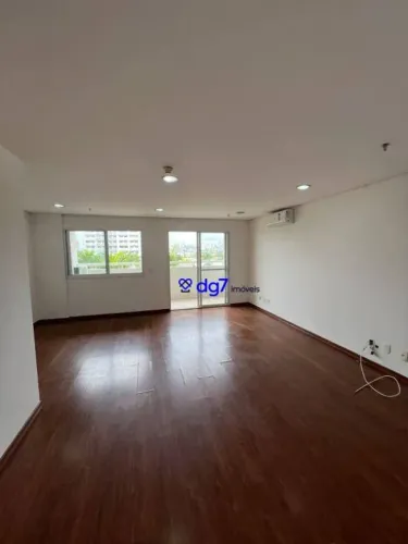 Ótima sala comercial no VIlla Lobos Office Park!