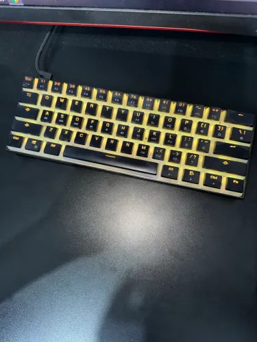 Teclado MK61 Mecânico Switch Yellow
