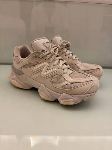 NEW BALACE 9060
