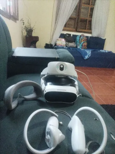 Pico 4 (headstrap, proteção para o controle etc..)