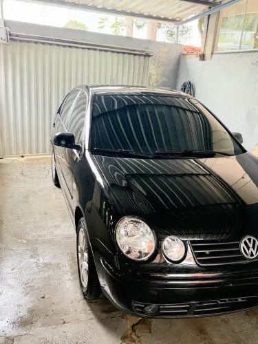 Volkswagen Polo Sedan 1.6 MI 101cv 8V 4P 2004