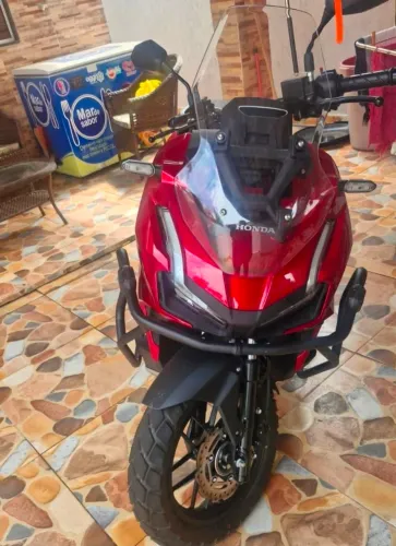 Moto ADV 160 Ano 2026 - aceito troca utilitário