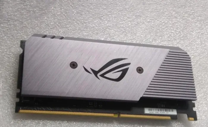 Adaptador DIMM.2 para 2 SSD
