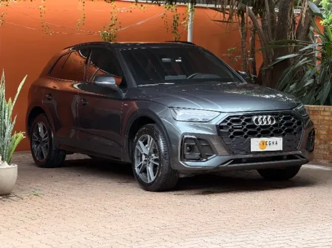 Audi Q5 Perf. Black 2.0 TFSIe S.tr. QT (hib.) 2022