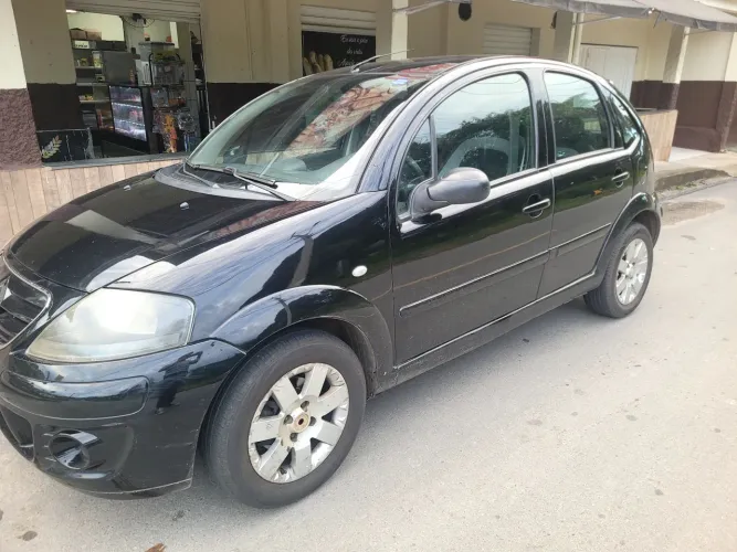 Citroen C3 GLX 1.4/ GLX Sonora 1.4 Flex 8V 5P 2012