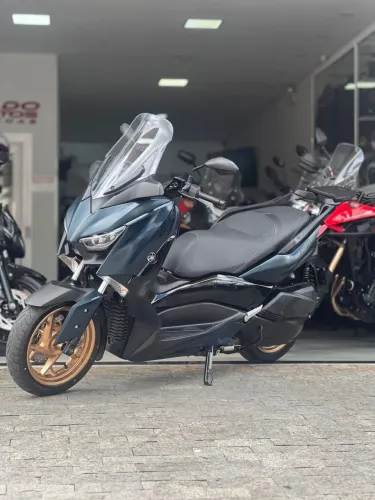 Yamaha Xmax 250 2024