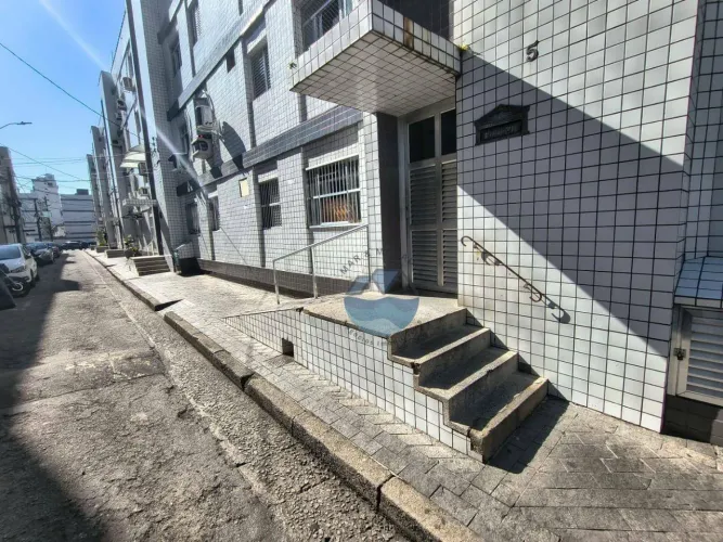 Ótimo apartamento térreo no BNH de 2 dormitórios com quintal privativo no bairro da Aparec