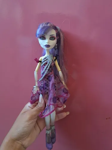 Boneca Monster High Spectra Dot Dead Gorgeous