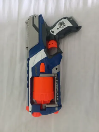 Nerf N-Strike Elite Strongarm