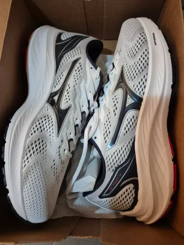 TENIS MIZUNO ACTION 4 Num.43