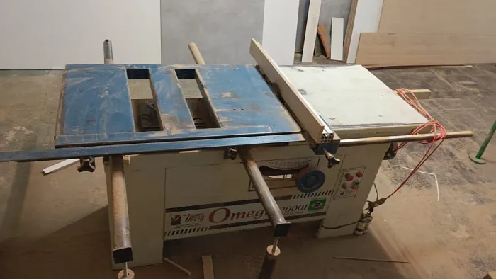 Vendo máquina de corte (marcenaria)