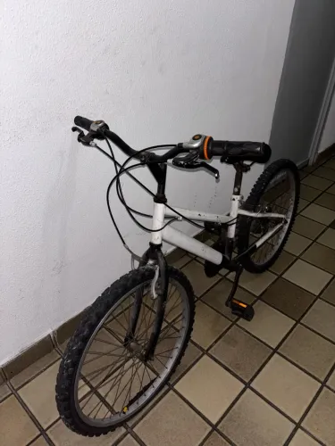 Bicicleta Caloi para desmonte 