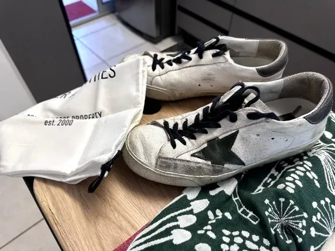 TENIS SUPER-STAR Golden Goose