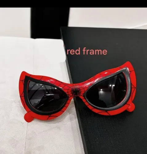 Óculos de Sol Infantil Homem-Aranha - Proteção UV400 e Estilo Super-Herói(a pronta )