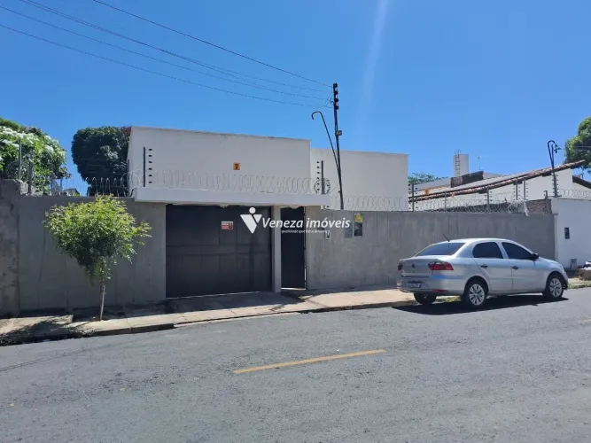 CASA PARA VENDA NO SÃO CRISTÓVÃO