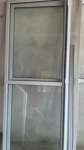 Porta de vidro 2,45 altura x 1,80 largura