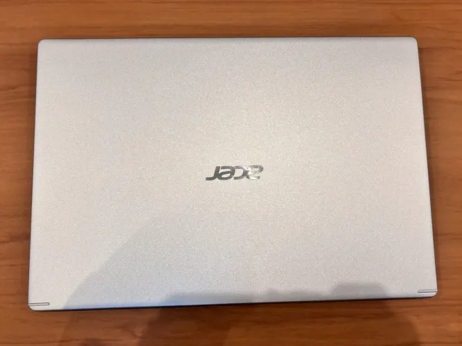 Acer Aspire 5