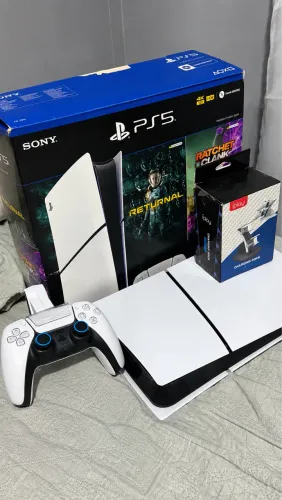 PS5 slim 1TB+Jogos+Base de carregamento