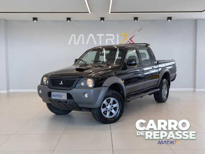Mitsubishi L200 Outdoor HPE 2.5 4X4 CD T.dies. Mec. 2012