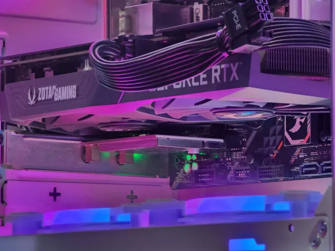 GeForce RTX 3060 12GB ZOTAC Twin Edge - Completa, Excelente Estado