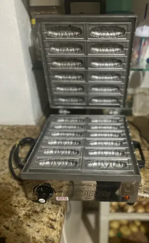 Vendo Crepeira Profissional 220v