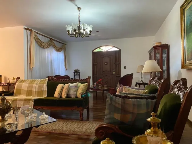 Casa Térrea com 4 Quartos sendo 2 Suítes - Condomínio Residencial Eldorado - Taubaté/SP