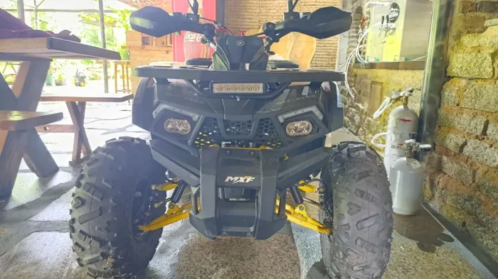 Quadriciclo 125cc 4x2